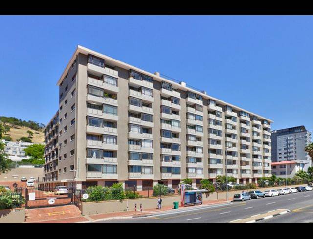2 BEDROOM APARTMENT TO LET IN GREEN POINT